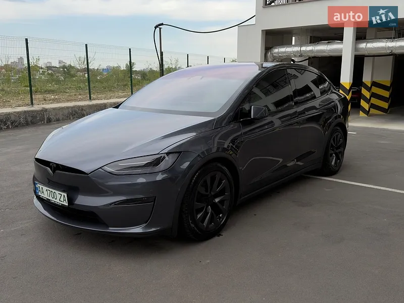 Tesla Model X