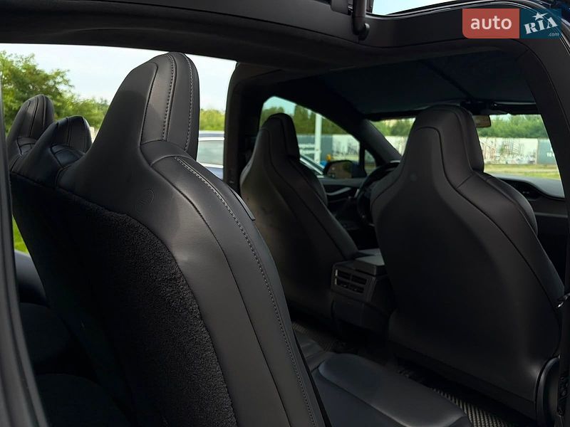 Внедорожник / Кроссовер Tesla Model X 2019 в Киеве