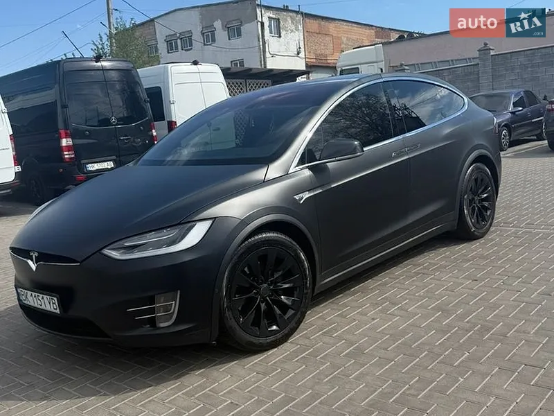 Tesla Model X 2016