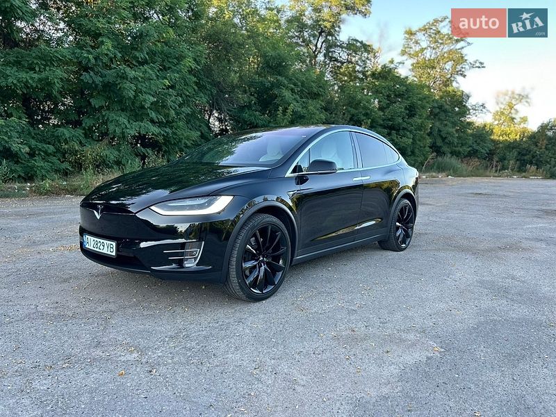 Позашляховик / Кросовер Tesla Model X 2017 в Сквирі фото 37 Позашляховик / Кросовер Tesla Model X 2017 в Сквирі