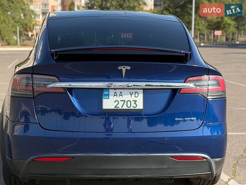Позашляховик / Кросовер Tesla Model X 2020 в Києві фото 14 Позашляховик / Кросовер Tesla Model X 2020 в Києві