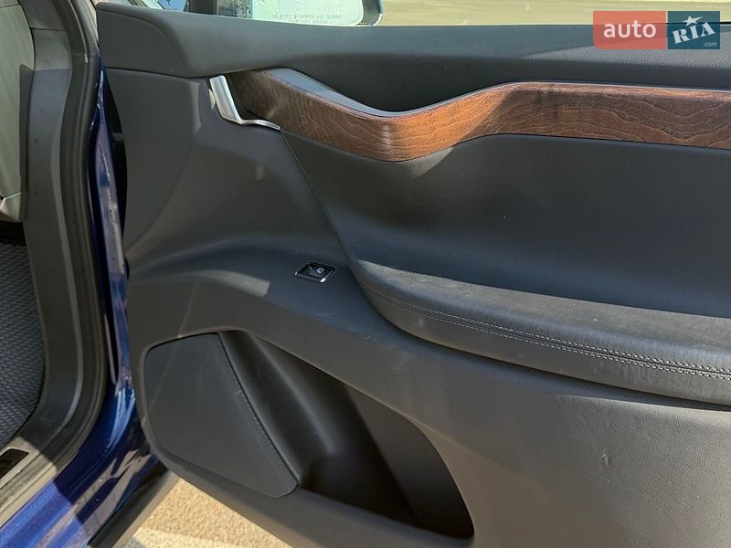 Позашляховик / Кросовер Tesla Model X 2020 в Києві фото 12 Позашляховик / Кросовер Tesla Model X 2020 в Києві