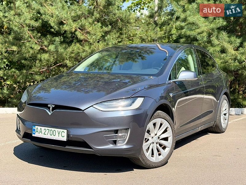 Внедорожник / Кроссовер Tesla Model X 2018 в Киеве