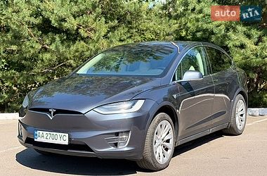Внедорожник / Кроссовер Tesla Model X 2018 в Киеве