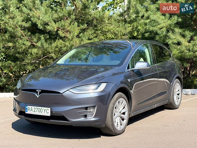 Внедорожник / Кроссовер Tesla Model X 2018 в Киеве