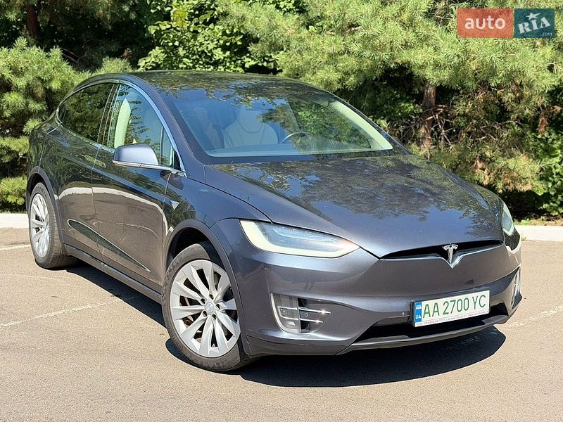 Внедорожник / Кроссовер Tesla Model X 2018 в Киеве