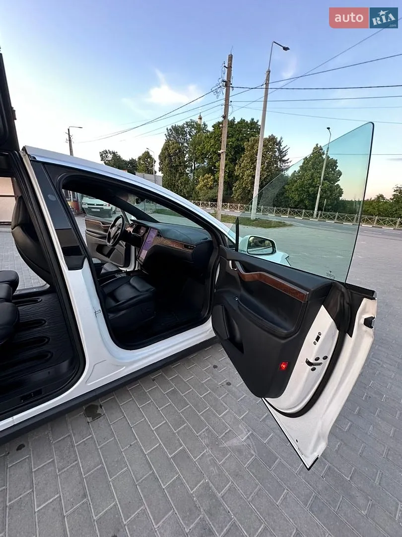 2020 Tesla Model X - мініатюра 19