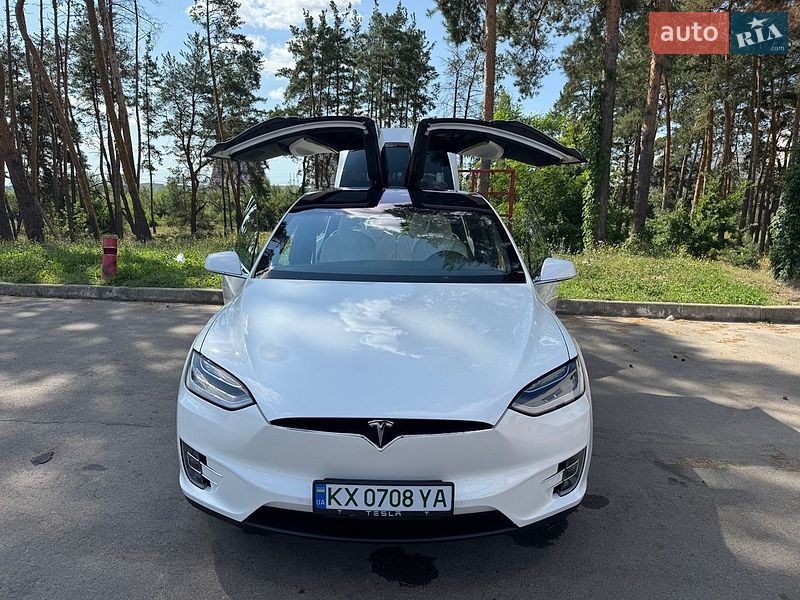 Внедорожник / Кроссовер Tesla Model X 2019 в Харькове