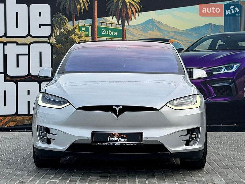 Позашляховик / Кросовер Tesla Model X 2018 в Львові