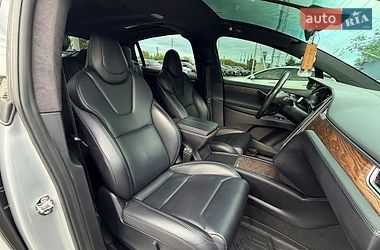 Позашляховик / Кросовер Tesla Model X 2018 в Львові