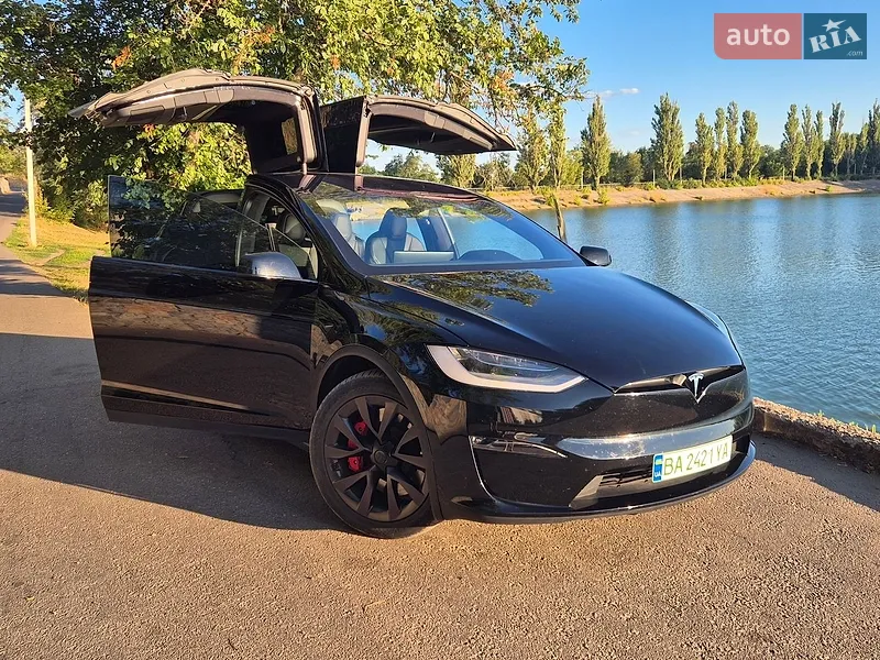 Tesla Model X