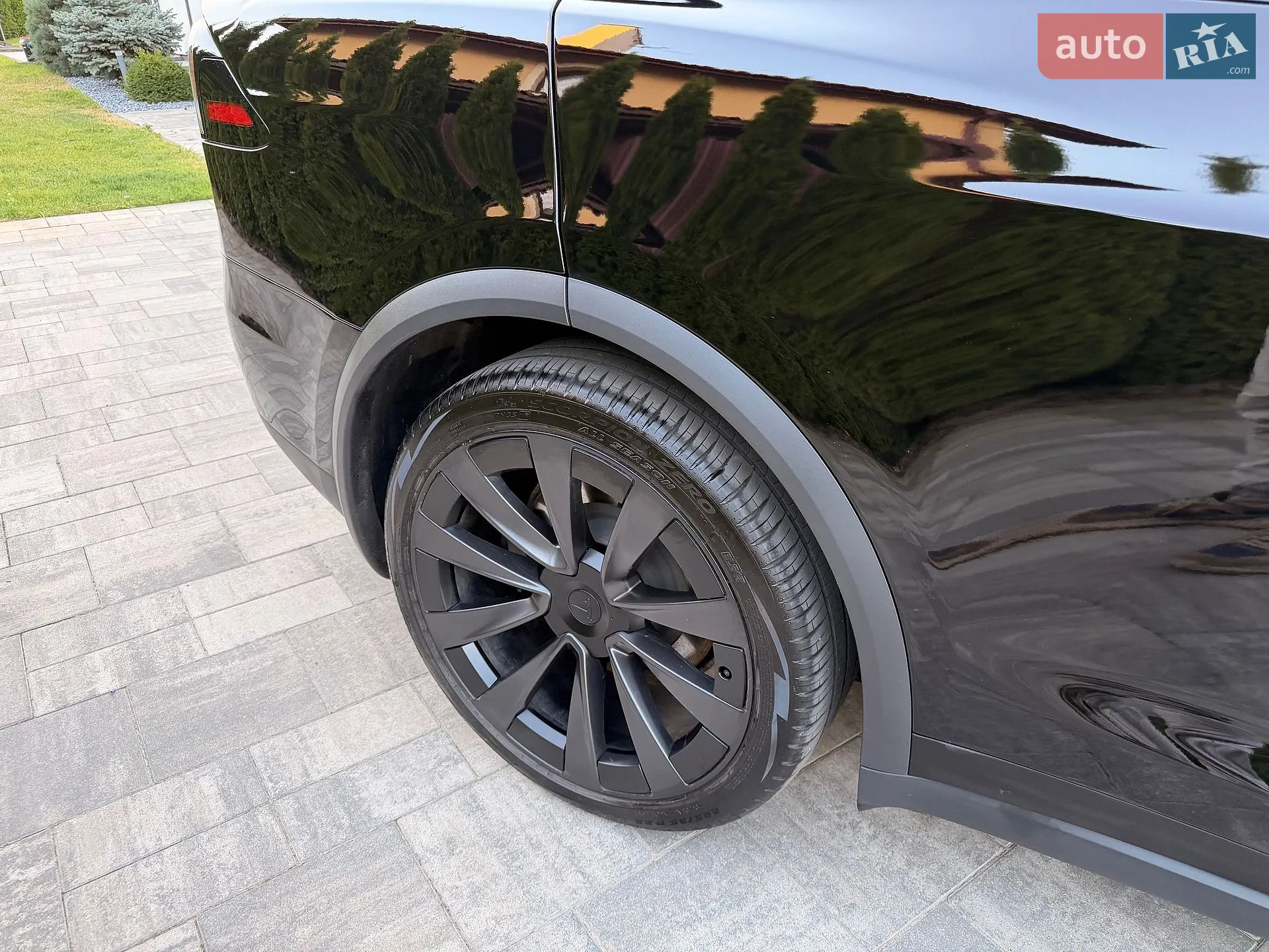 2023 Tesla Model X - мініатюра 28
