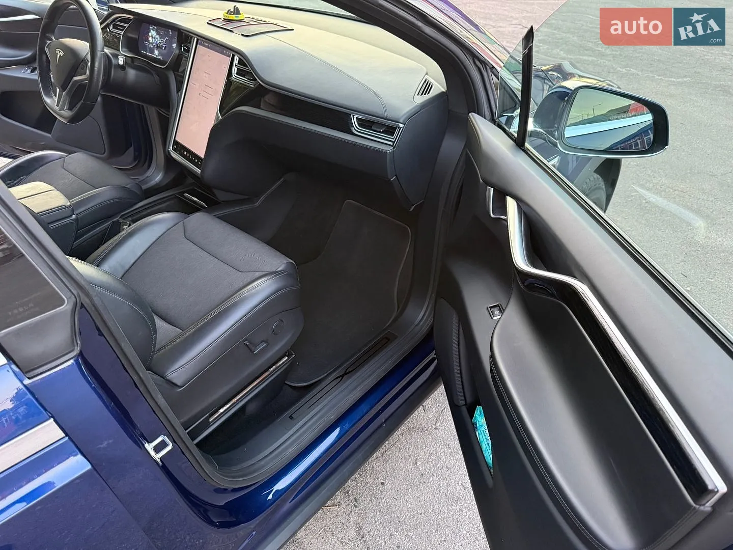 2017 Tesla Model X - мініатюра 31