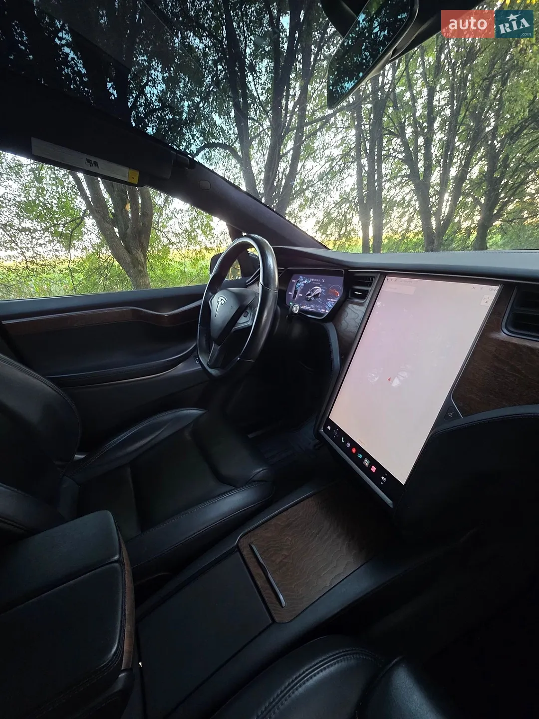 2020 Tesla Model X - мініатюра 27