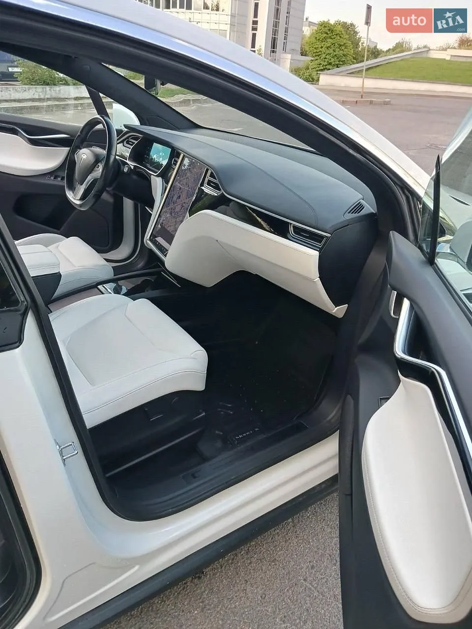 2018 Tesla Model X - мініатюра 23