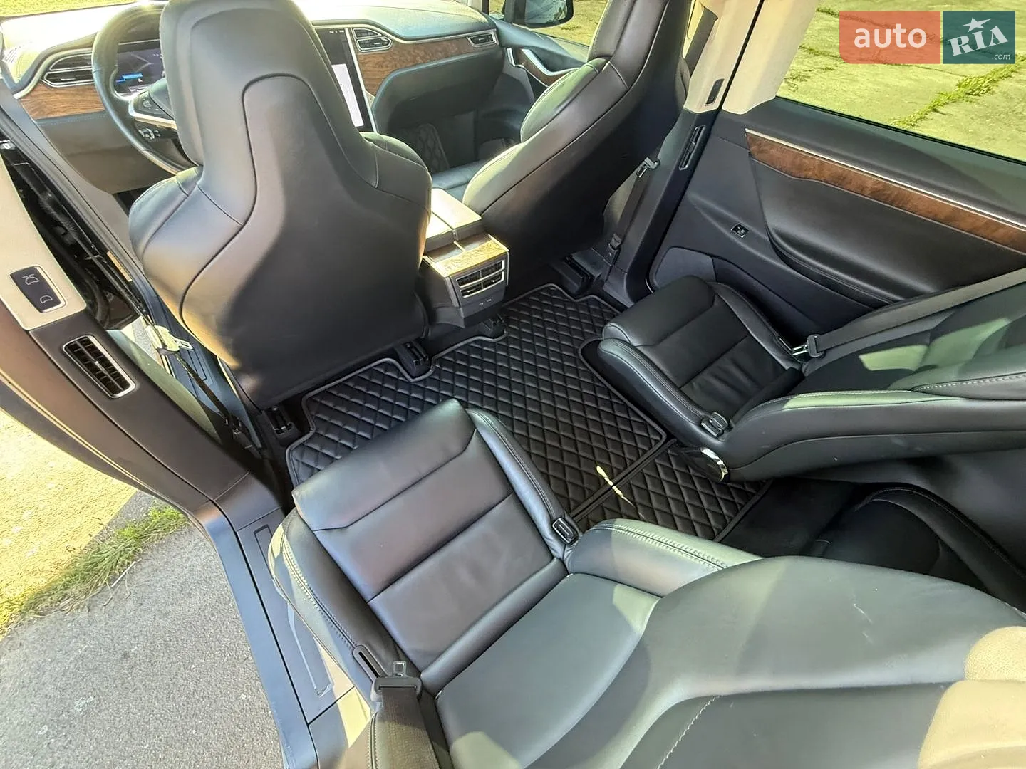 2017 Tesla Model X - мініатюра 33