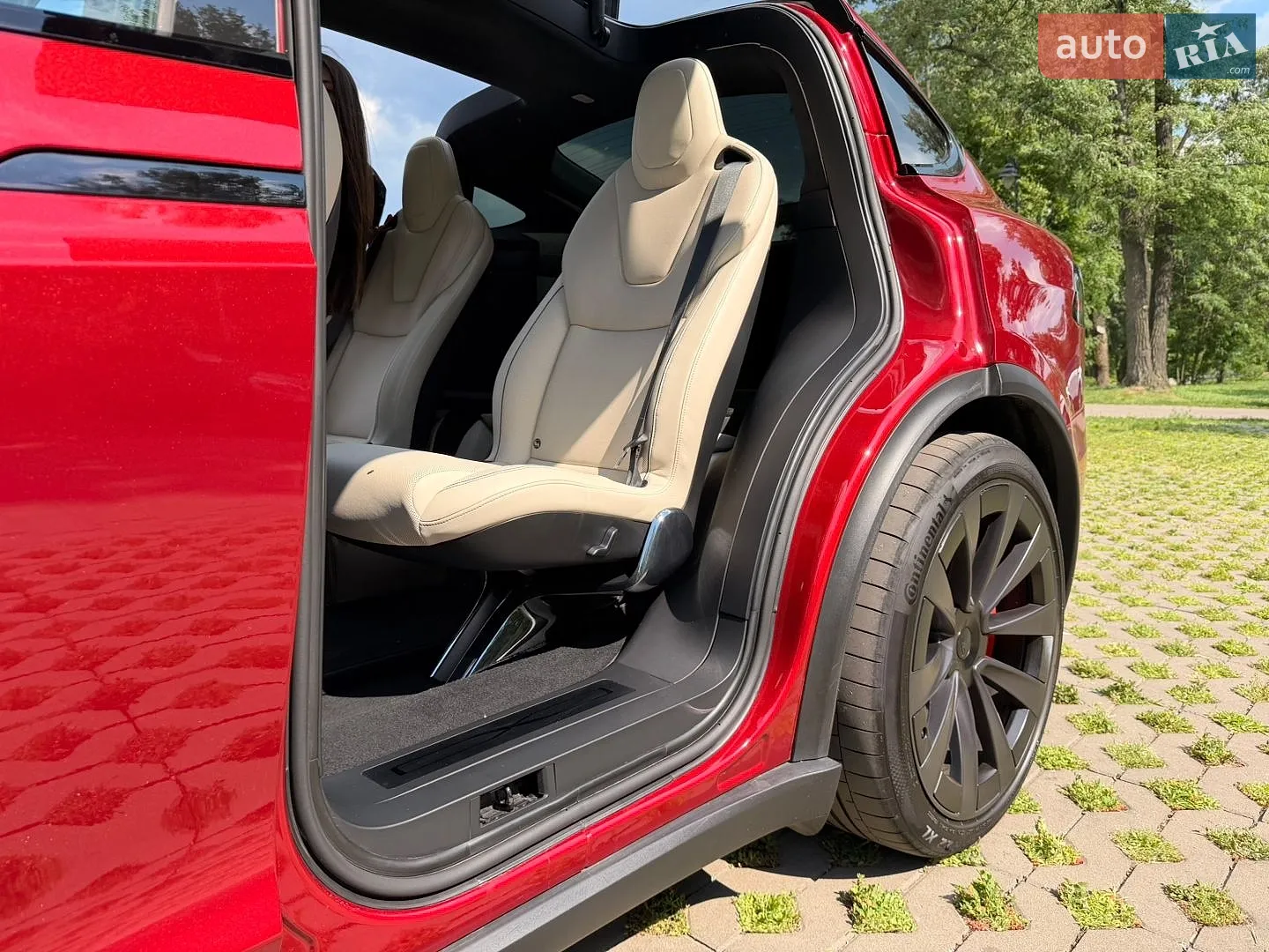 2024 Tesla Model X - мініатюра 21