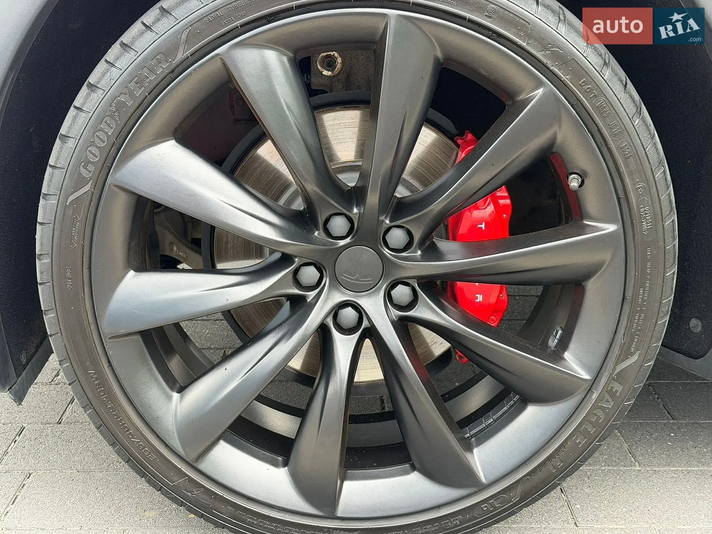 2020 Tesla Model X - мініатюра 10