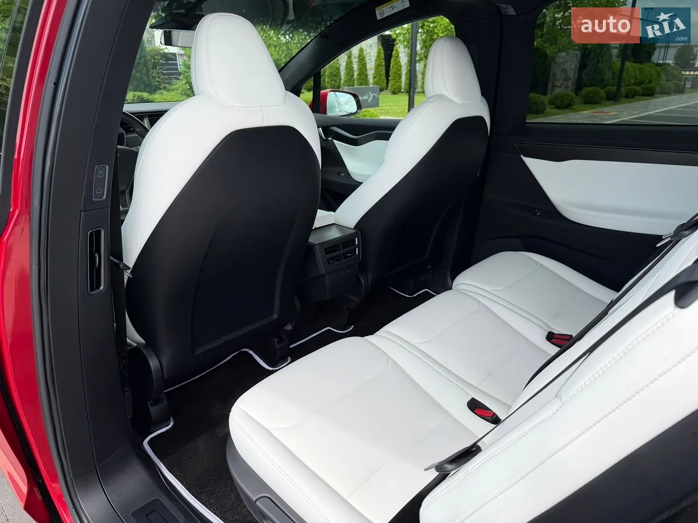 2020 Tesla Model X - мініатюра 33