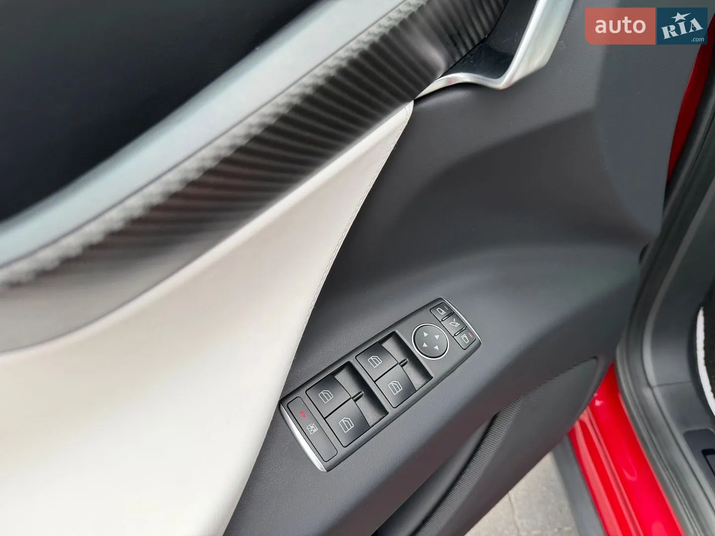 2020 Tesla Model X - мініатюра 46