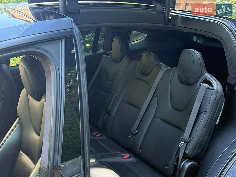 Внедорожник / Кроссовер Tesla Model X 2020 в Киеве