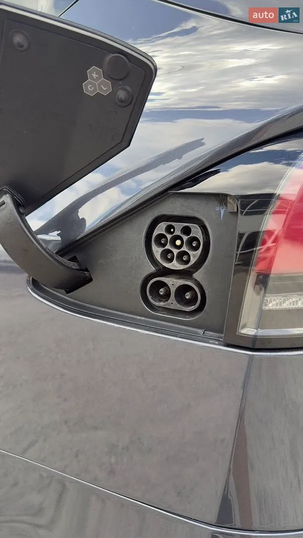 2023 Tesla Model X - мініатюра 19