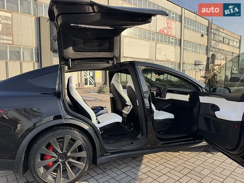 Tesla Model X