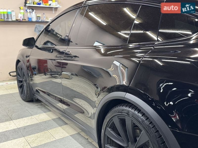 Позашляховик / Кросовер Tesla Model X 2023 в Кривому Розі