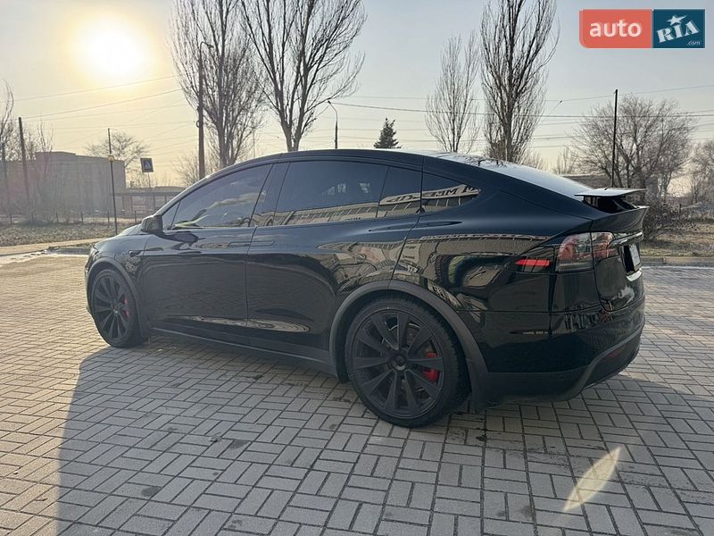 Позашляховик / Кросовер Tesla Model X 2023 в Кривому Розі
