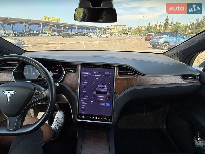Позашляховик / Кросовер Tesla Model X 2020 в Кривому Розі