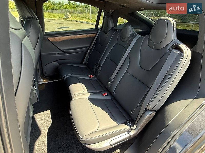 Позашляховик / Кросовер Tesla Model X 2020 в Кривому Розі