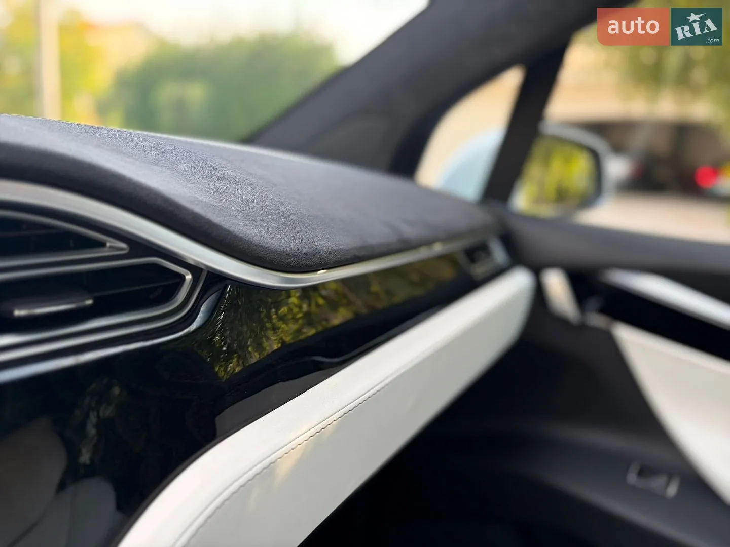 2016 Tesla Model X - мініатюра 35