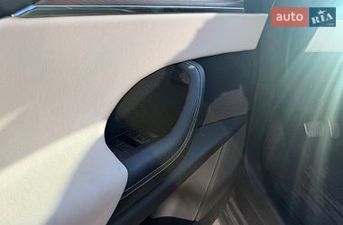 Внедорожник / Кроссовер Tesla Model X 2022 в Львове фото 12 Внедорожник / Кроссовер Tesla Model X 2022 в Львове