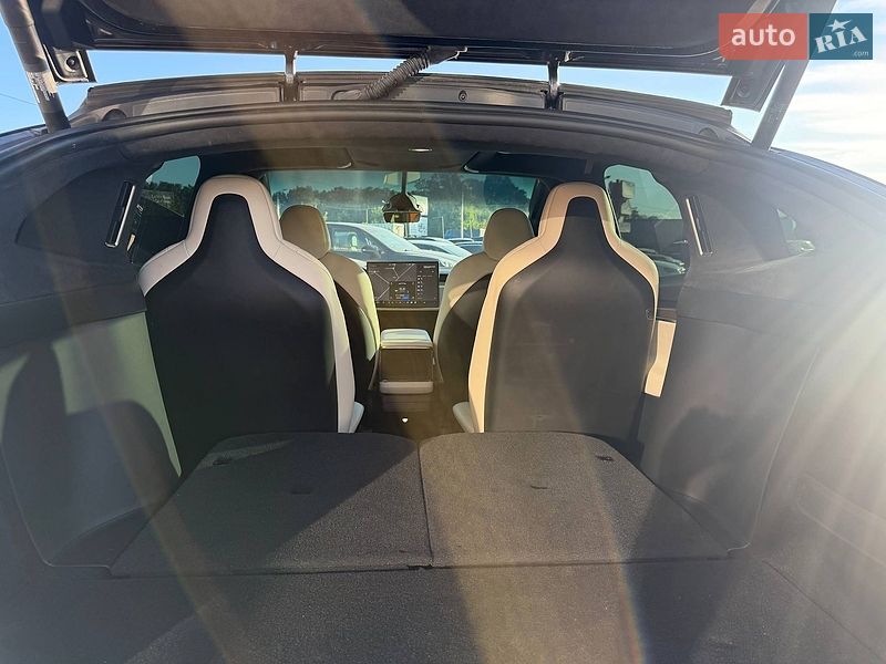 Внедорожник / Кроссовер Tesla Model X 2022 в Львове фото 16 Внедорожник / Кроссовер Tesla Model X 2022 в Львове