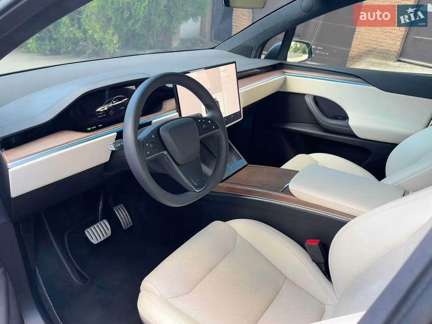 2022 Tesla Model X - мініатюра 3