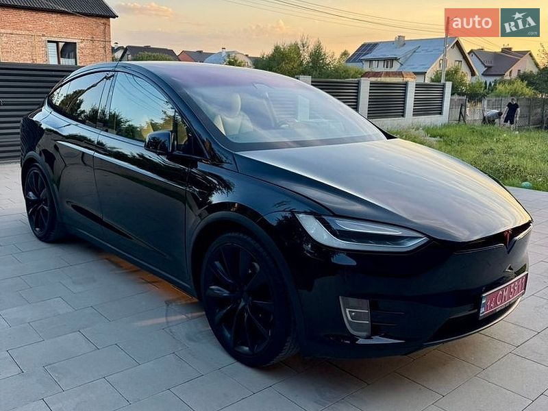 Позашляховик / Кросовер Tesla Model X 2020 в Львові фото Позашляховик / Кросовер Tesla Model X 2020 в Львові