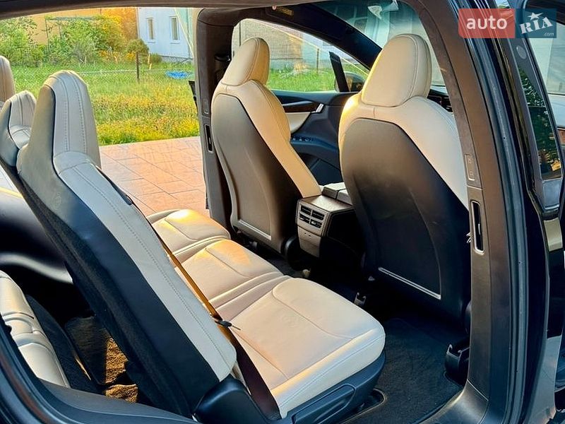 Позашляховик / Кросовер Tesla Model X 2020 в Львові фото 16 Позашляховик / Кросовер Tesla Model X 2020 в Львові
