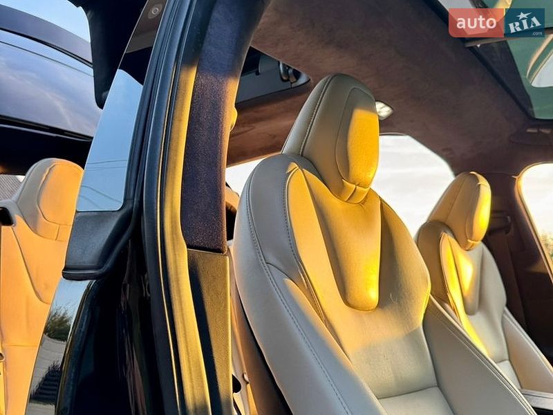 Позашляховик / Кросовер Tesla Model X 2020 в Львові фото 29 Позашляховик / Кросовер Tesla Model X 2020 в Львові