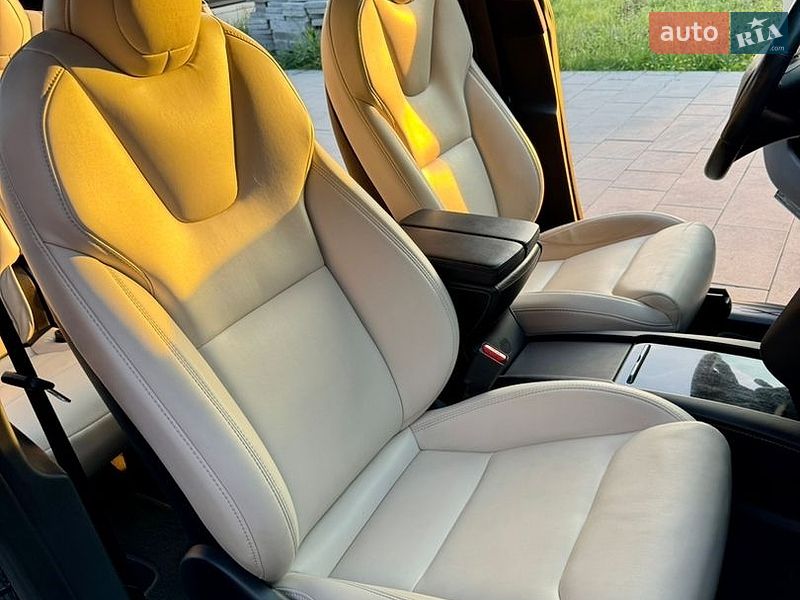 Позашляховик / Кросовер Tesla Model X 2020 в Львові фото 32 Позашляховик / Кросовер Tesla Model X 2020 в Львові