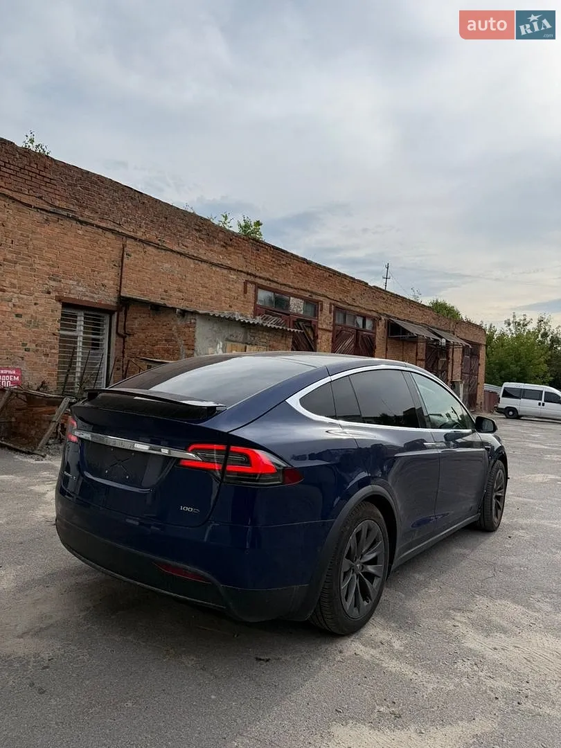 2018 Tesla Model X - мініатюра 4