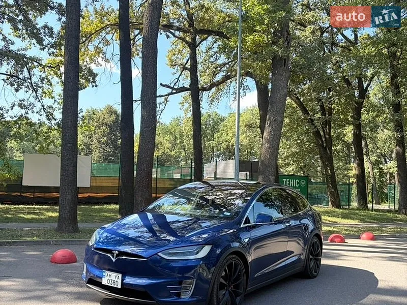 Tesla Model X