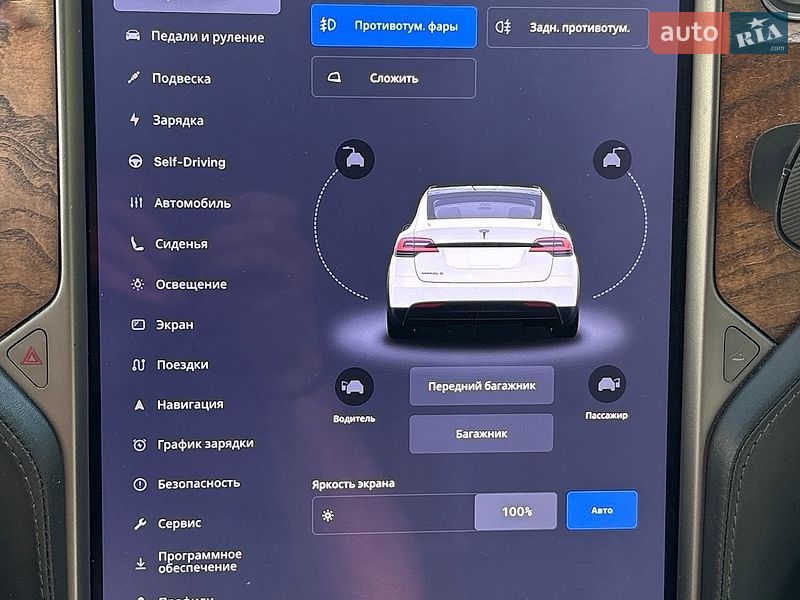 Позашляховик / Кросовер Tesla Model X 2019 в Києві