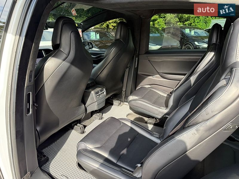 Позашляховик / Кросовер Tesla Model X 2018 в Харкові