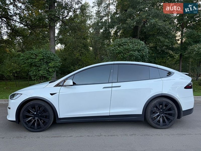 Позашляховик / Кросовер Tesla Model X 2022 в Бучі