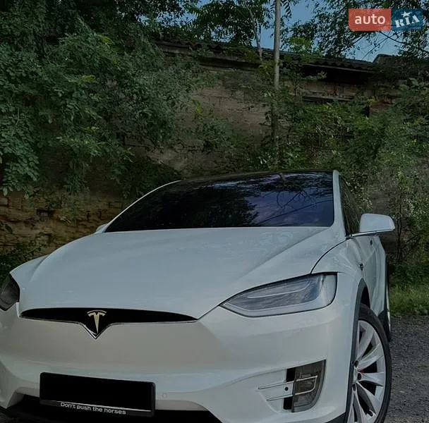 Tesla Model X