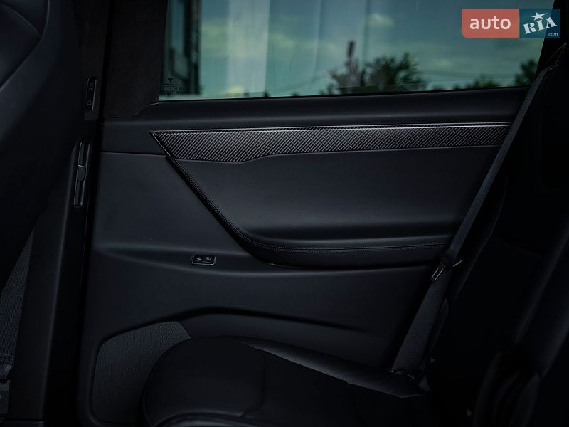 Позашляховик / Кросовер Tesla Model X 2018 в Києві