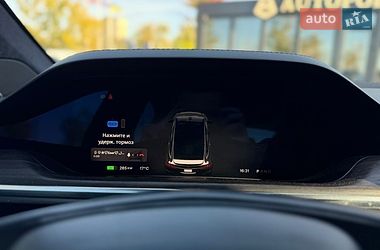 Позашляховик / Кросовер Tesla Model X 2021 в Києві