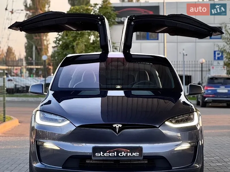 Tesla Model X