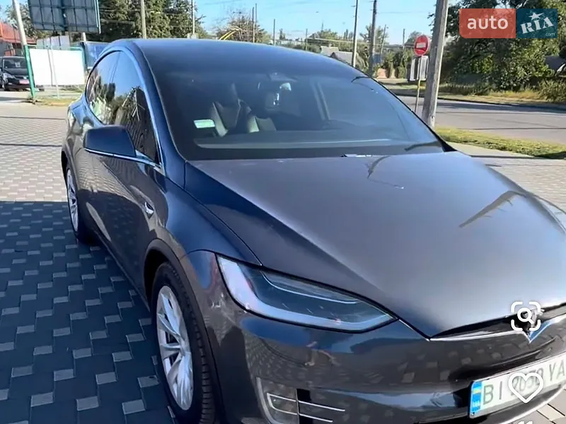Tesla Model X 2017