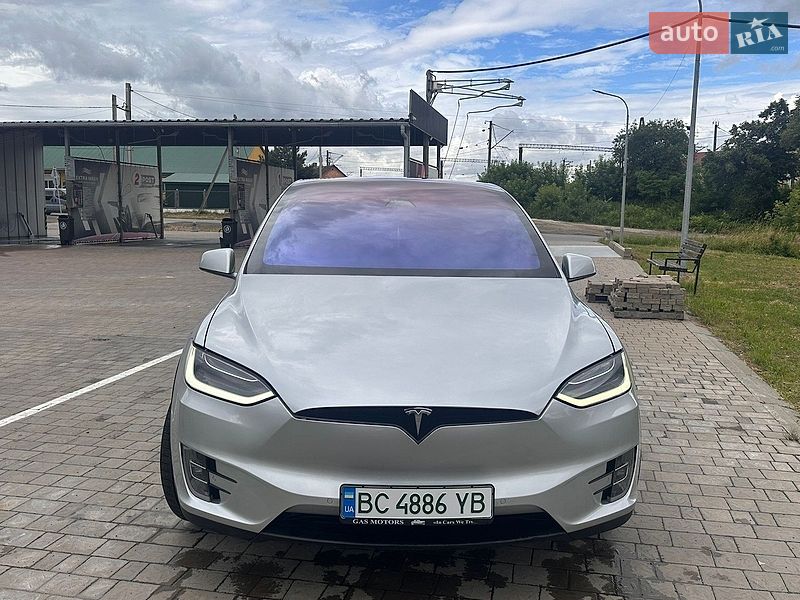 Внедорожник / Кроссовер Tesla Model X 2018 в Львове